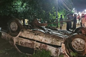 മലപ്പുറത്ത് വഴിയരികില്‍ ഇട്ടിരുന്ന കാര്‍ ഉടമ അറിയാതെ ആക്രി വിലയ്ക്ക് വിറ്റു . 